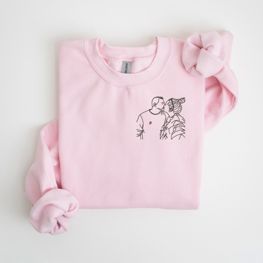 Custom Outline Embroidery Sweatshirt – Personalized Photo Line Art Crewneck