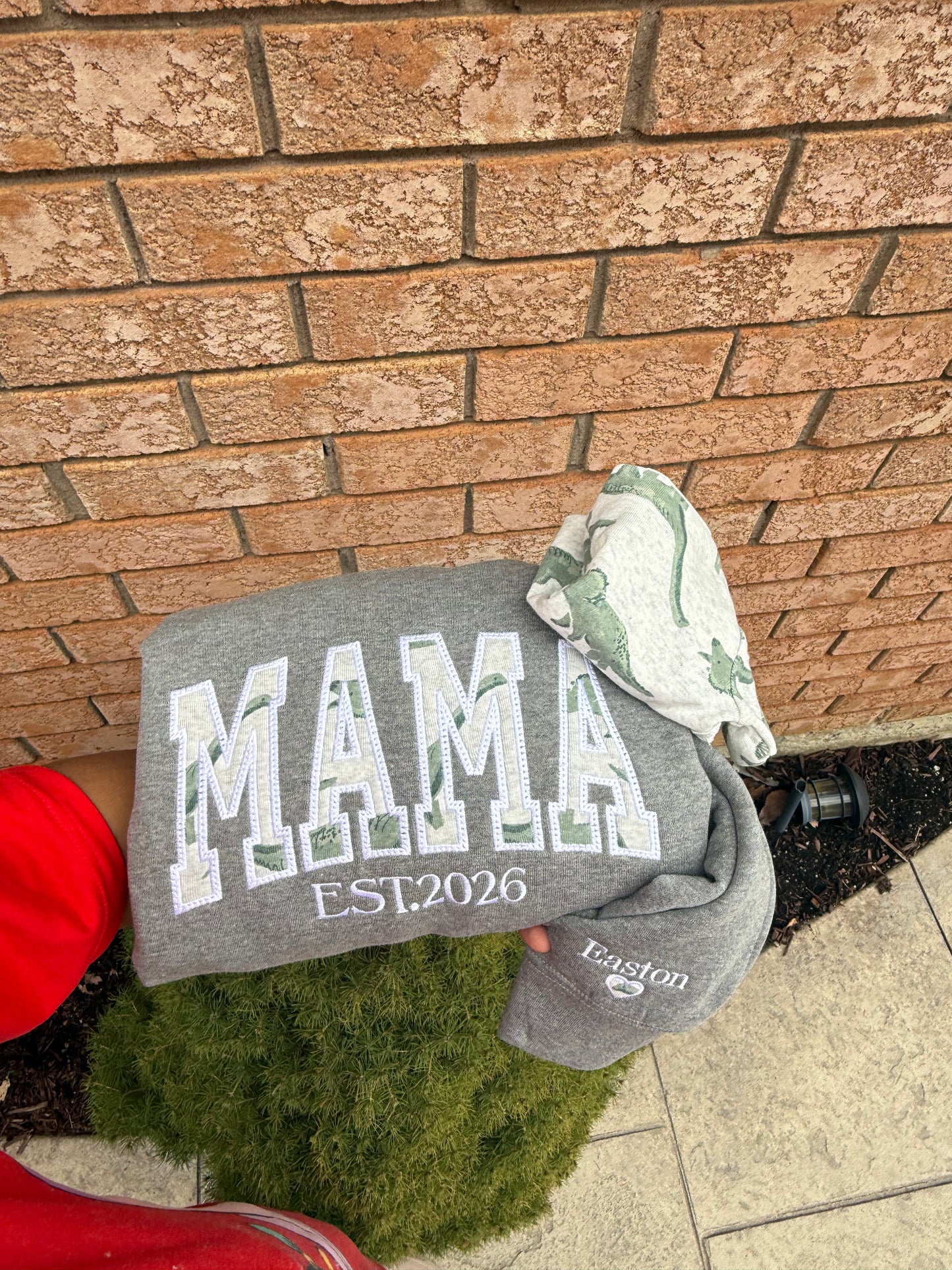 Custom Mama Portrait Sweatshirt With Dotted lines – Personalized Embroidered Gift from Baby Onesie