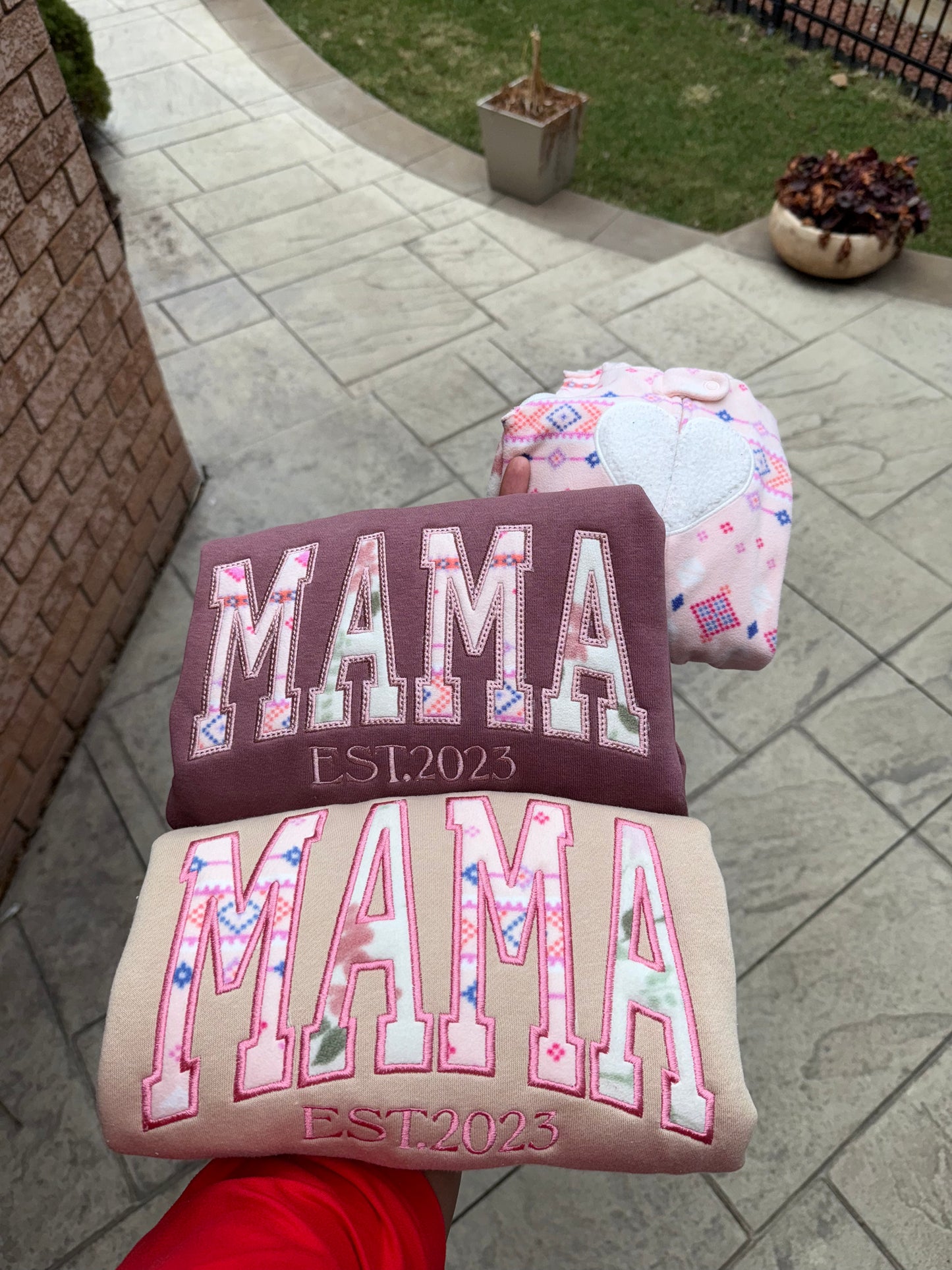 Custom Mama Portrait Sweatshirt With Dotted lines – Personalized Embroidered Gift from Baby Onesie